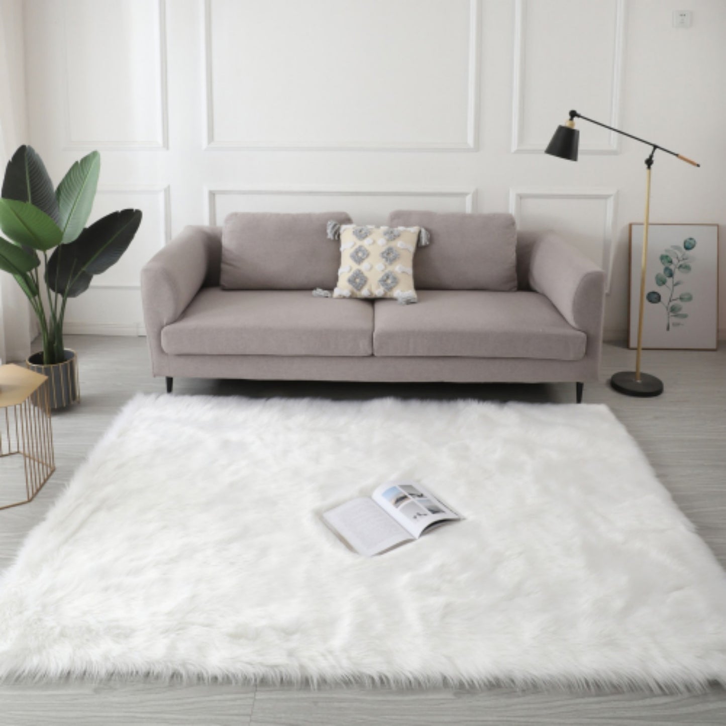 LunaLulinlk White "Cozy Collection" Ultra Soft Fluffy Faux Fur Sheepskin Area Rug