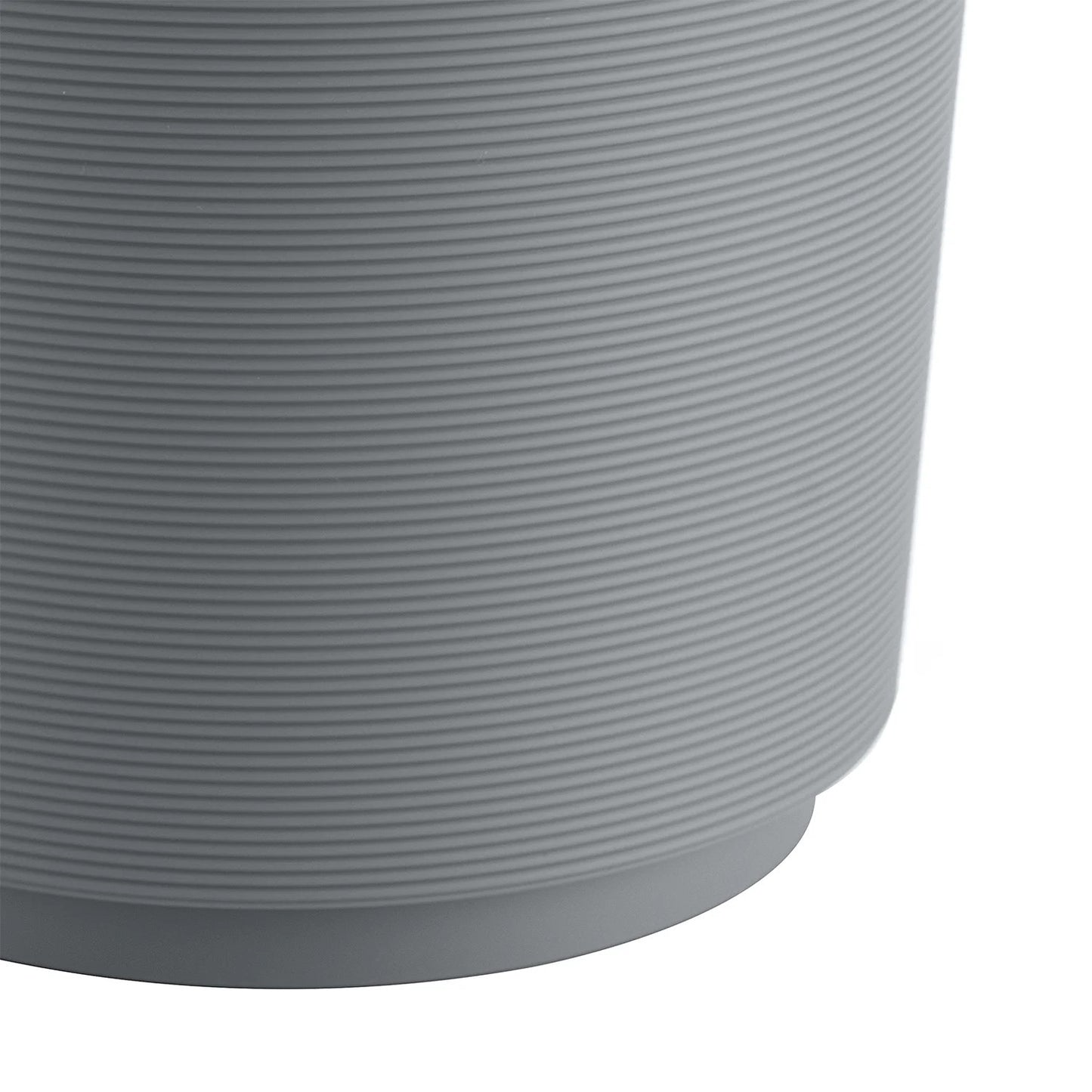 LunaLulinlk Soft Touch Ribbed Plastic 1.98 Gallon Wastebasket in Grey for Bathroom, Kitchen and Bedroom