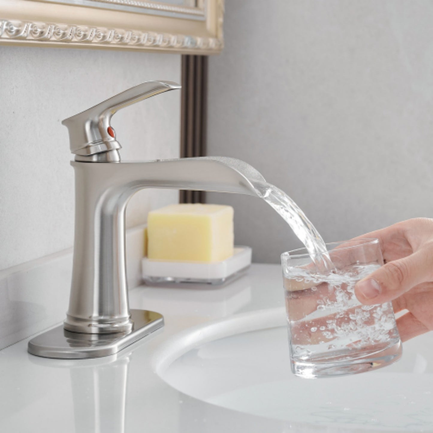 LunaLulinlk Sink faucet with countertop, bathroom faucet for sink, single hole single handle faucet