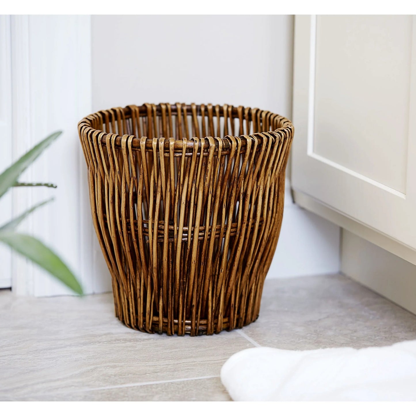 LunaLulinlk Small Reed Willow Waste Basket Indoor Trash Cans