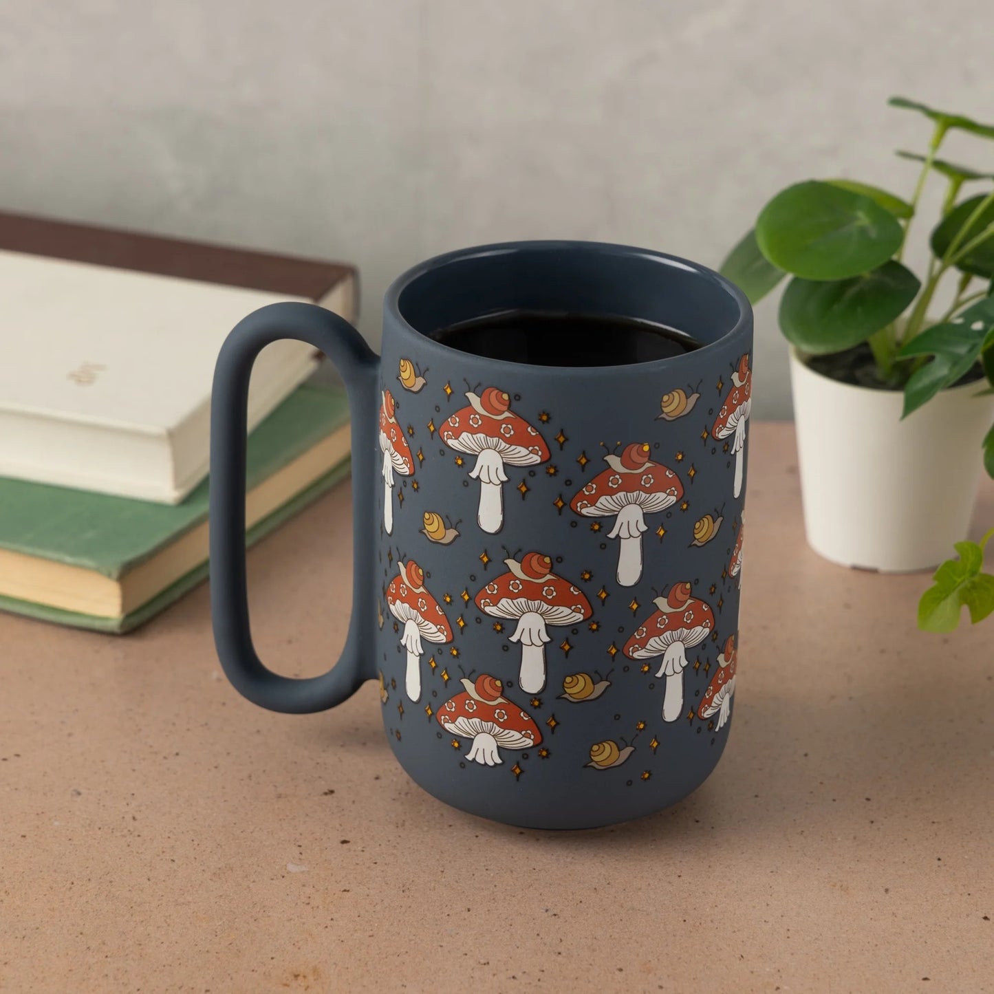 LunaLulinlk Stoneware Soft Touch Mushroom Mug, 18.6 fl oz