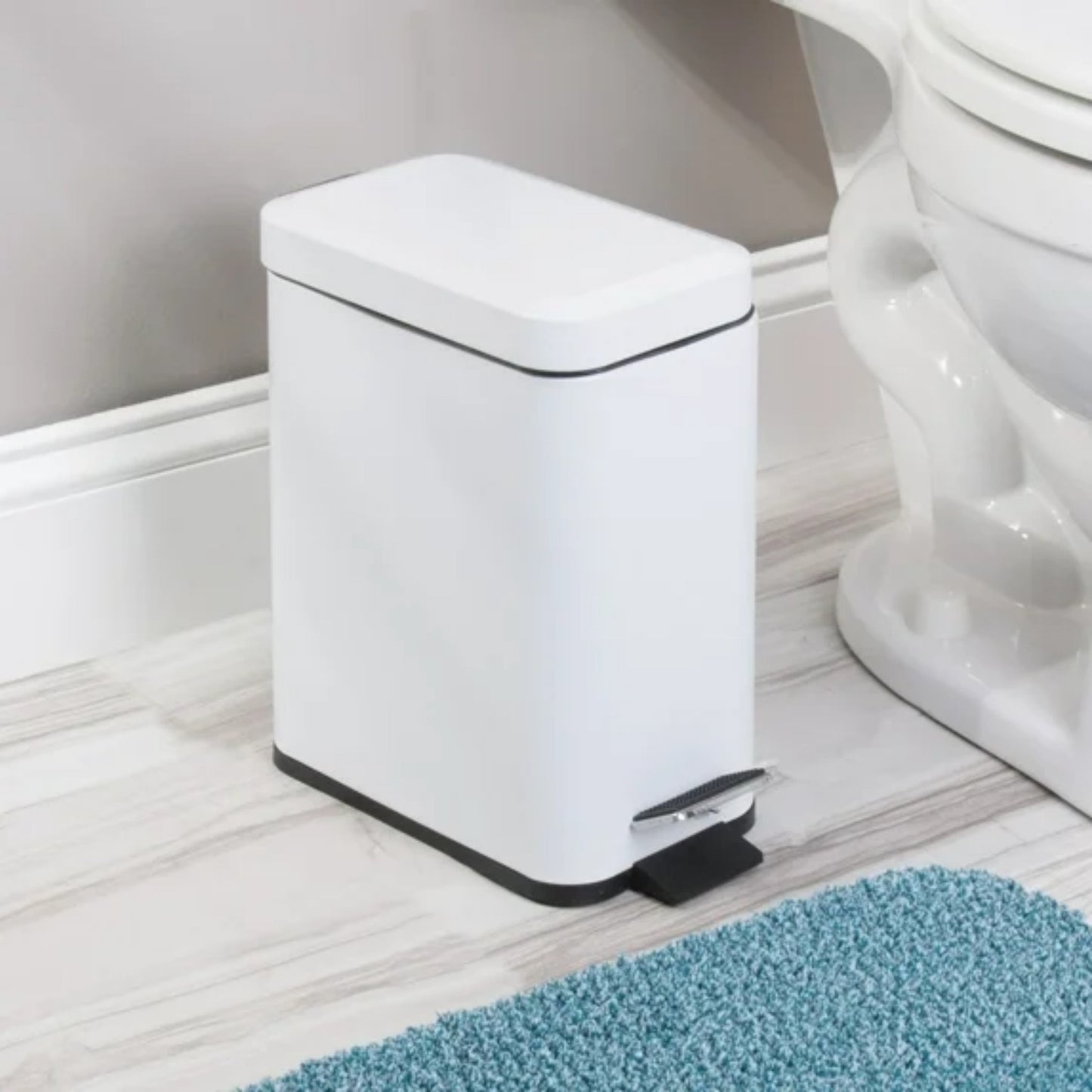 LunaLulinlk White Step-on Steel Wastebasket with Removable Bucket Insert for Bathroom, 5" x 8" x 11"
