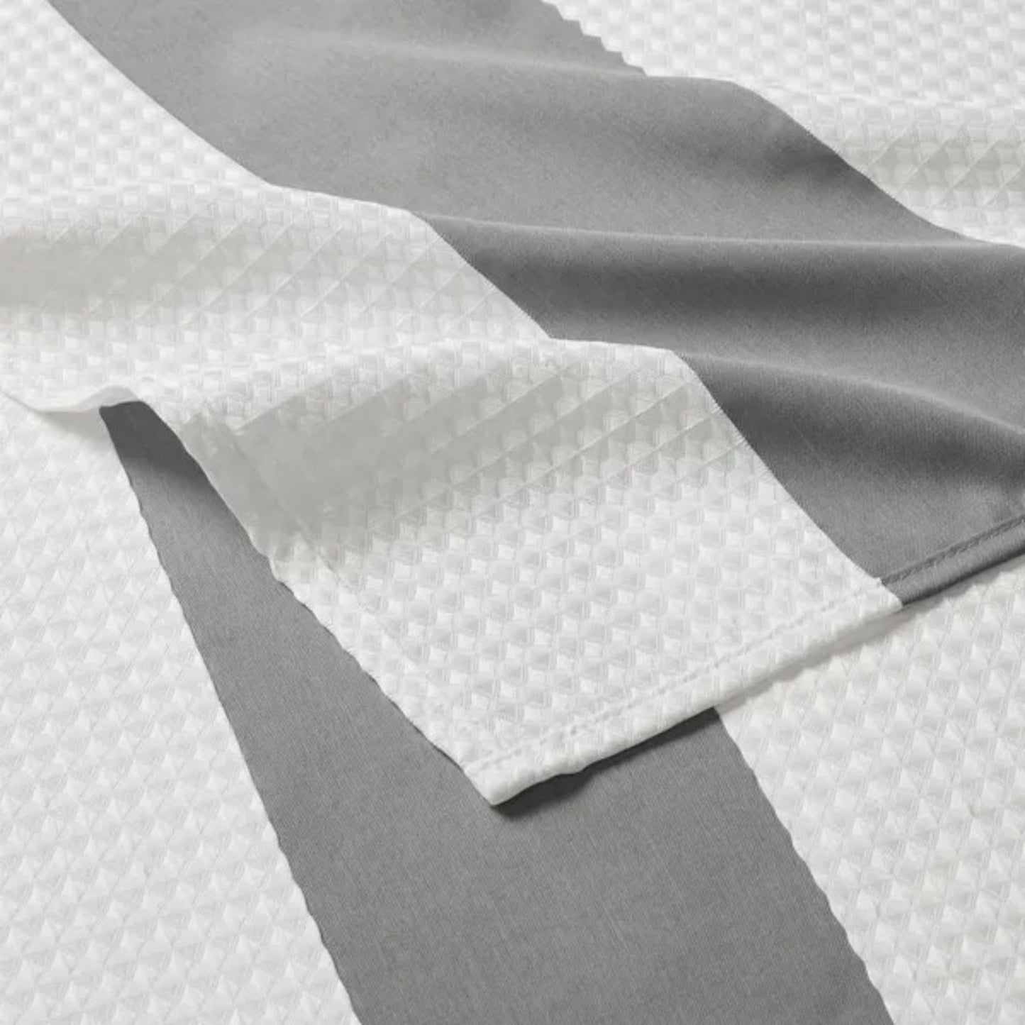 LunaLulinlk Shower Curtain with 3M Treatment