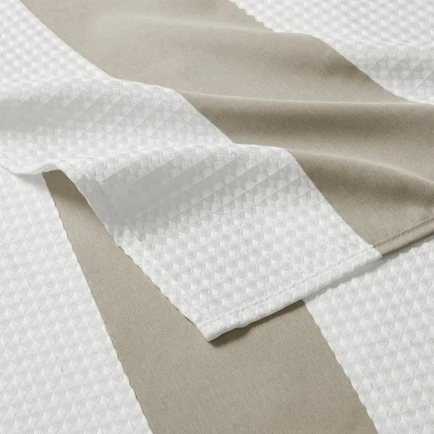 LunaLulinlk Shower Curtain with 3M Treatment