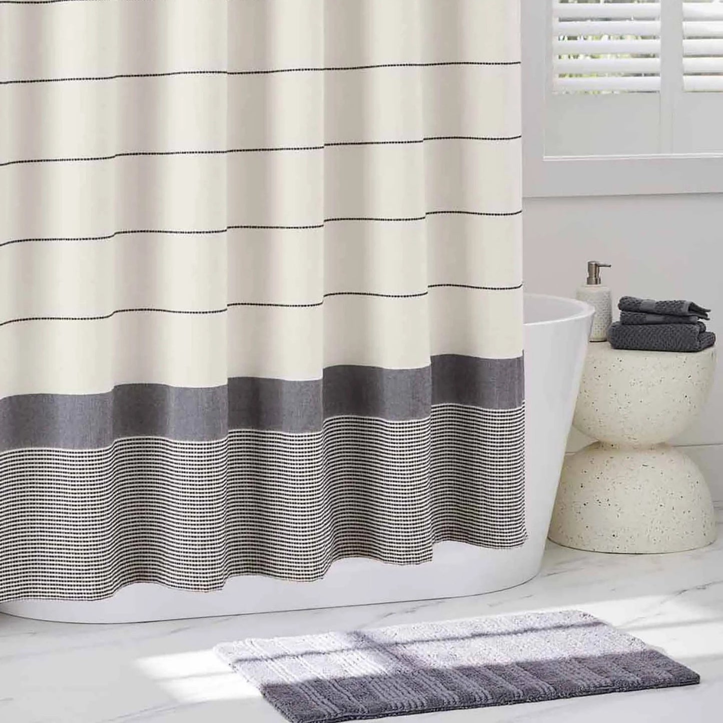 LunaLulinlk Striped Shower Curtain Vanilla Fantasy