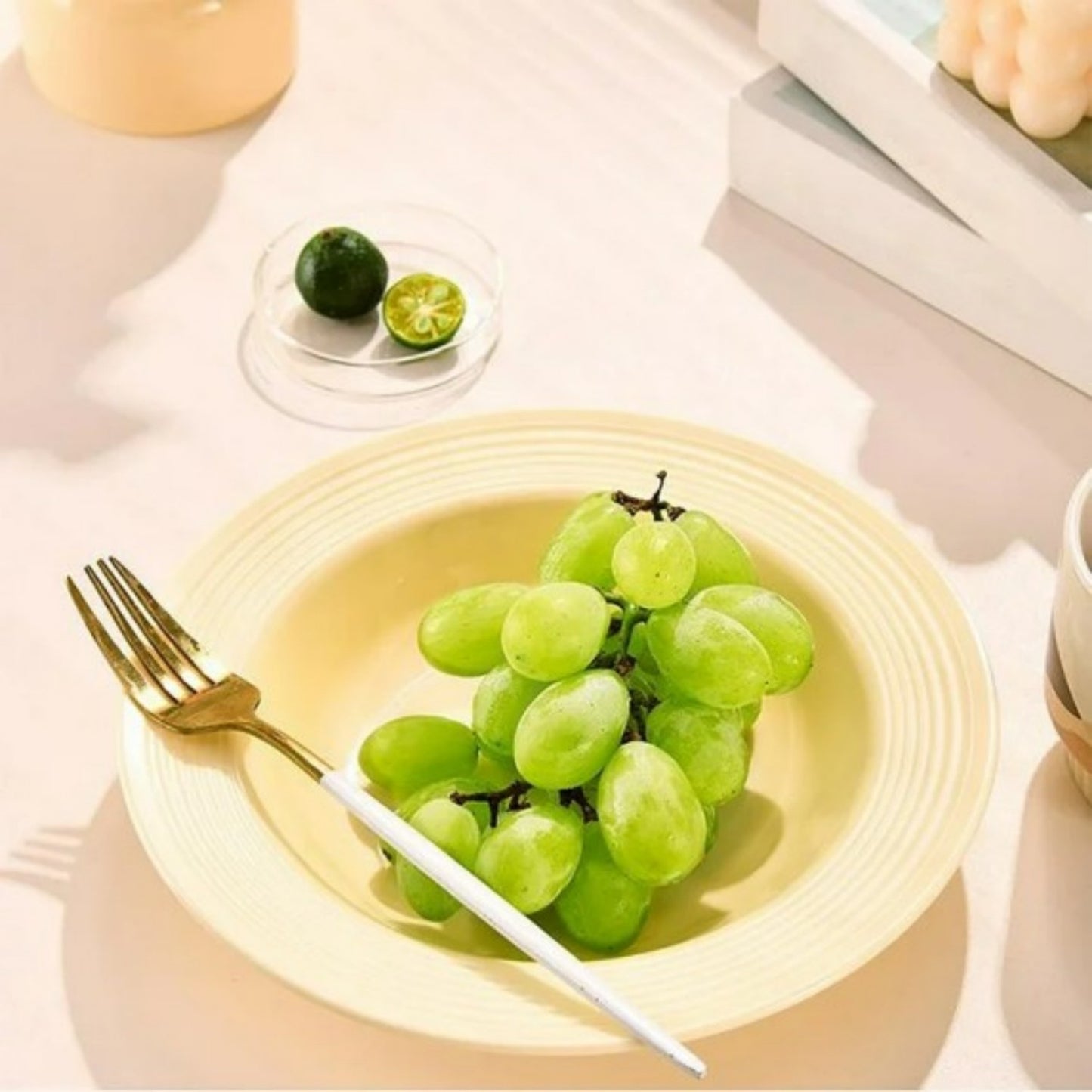 LunaLulinlk Western Plate,White Dinner Plates,12-inch,Durable Ceramic,round Edge Everyday Use, Plastic,White