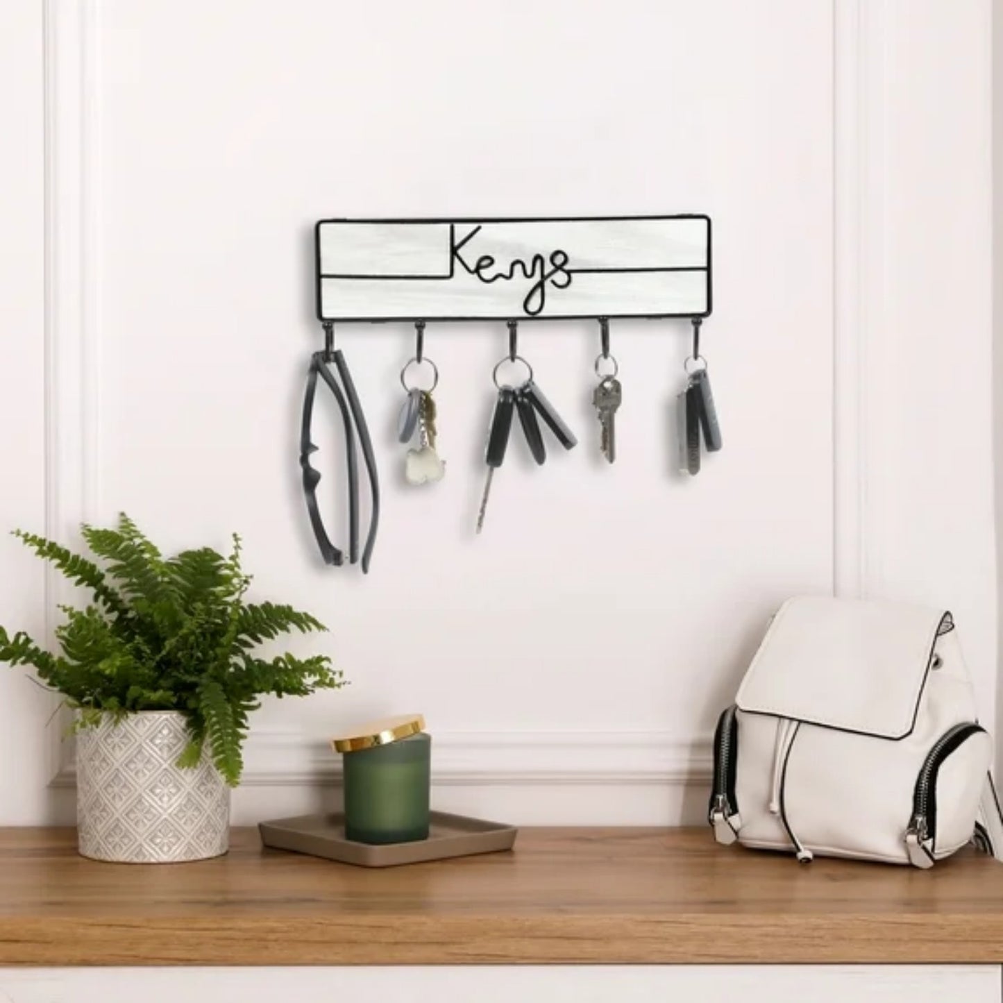 LunaLulinlk Wall Mounted Key Hooks Holder Entryway Wooden Keys Hanger Organizer White