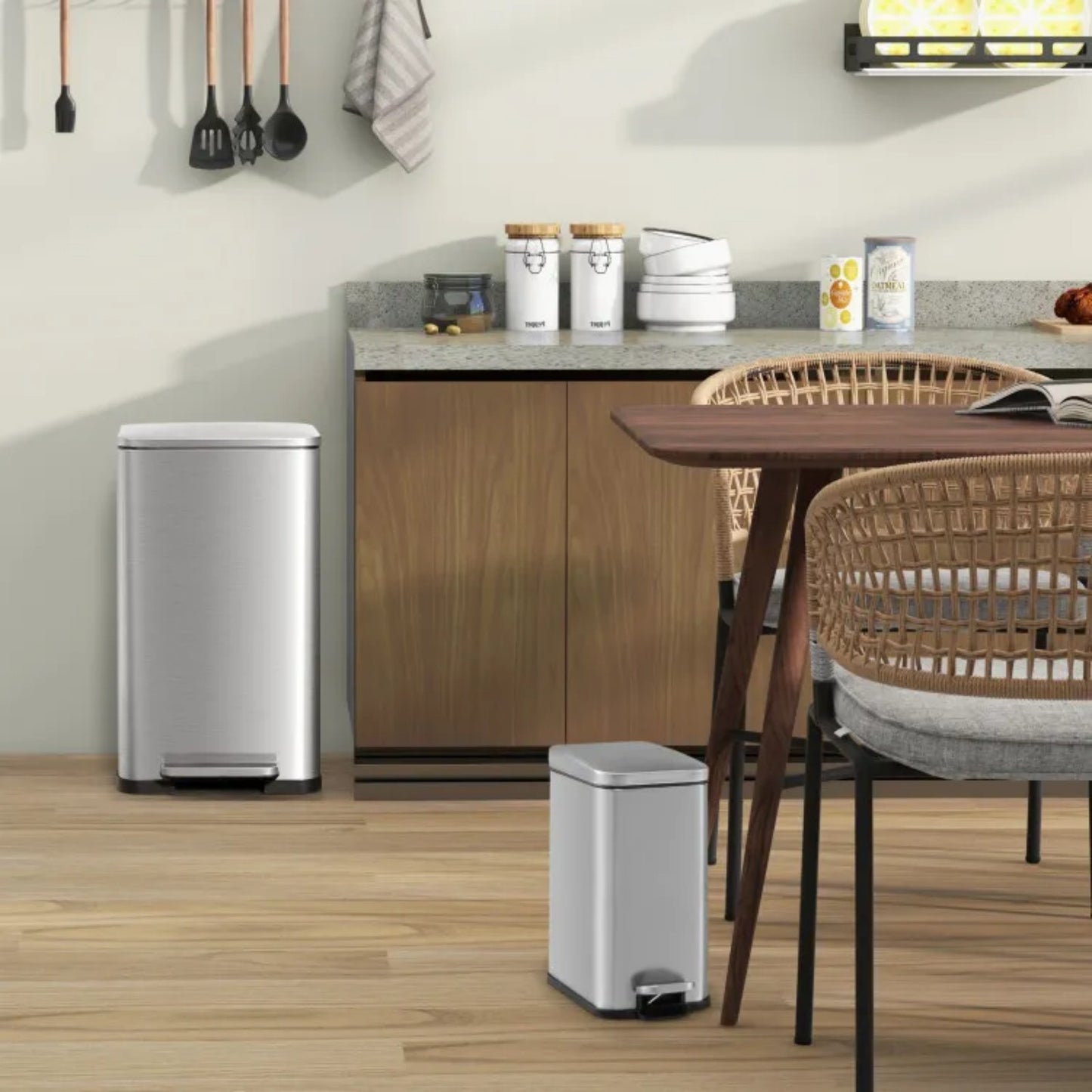 LunaLulinlk White 10.5 Gal and 1.6 Gal Step Trash Can Combo Set with Detachable Inner Buckets