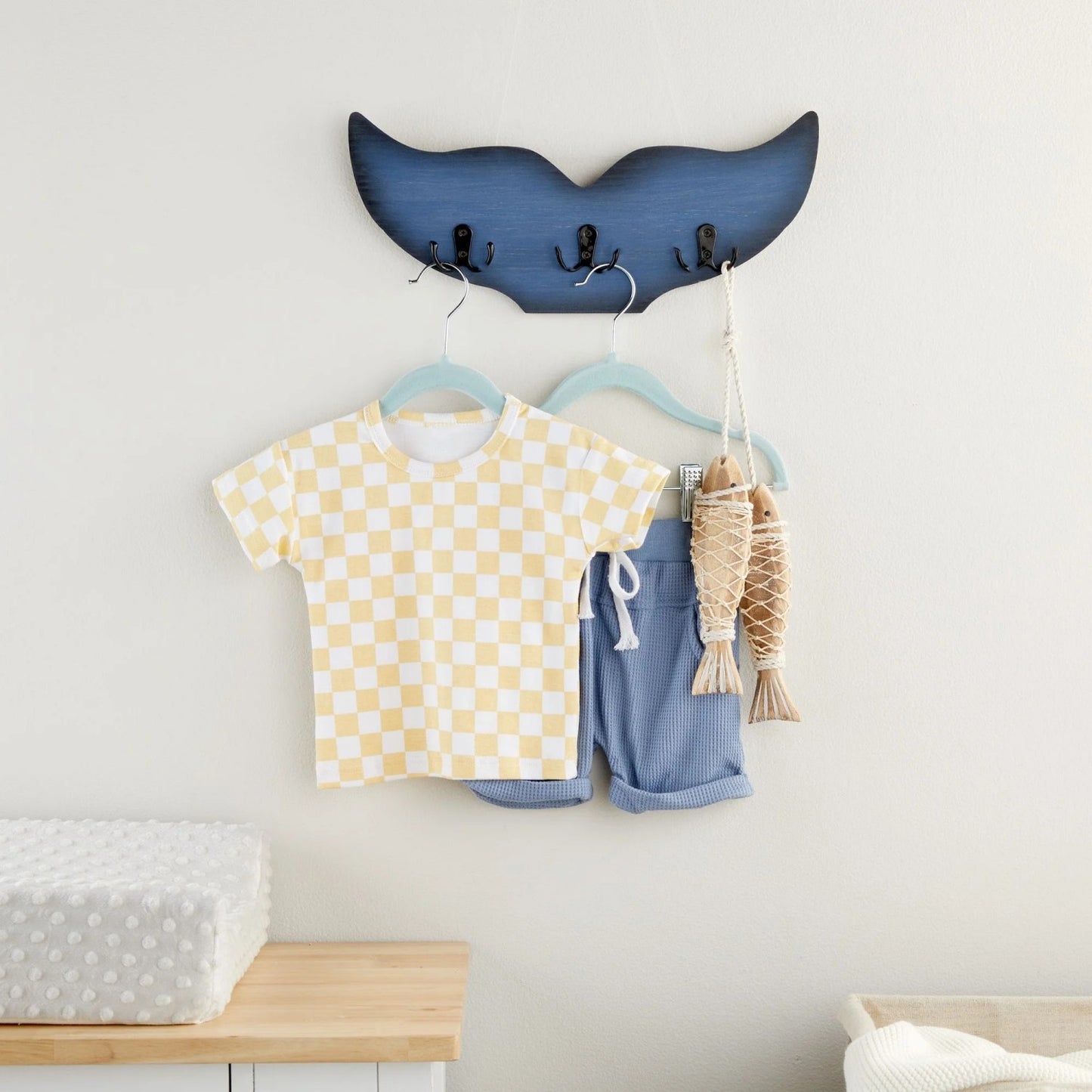 LunaLulinlk Whale Tail Wall Hook for Nursery, Nautical Ocean Wall Decor (Blue, 15.5 x 6.75 x 1 In)