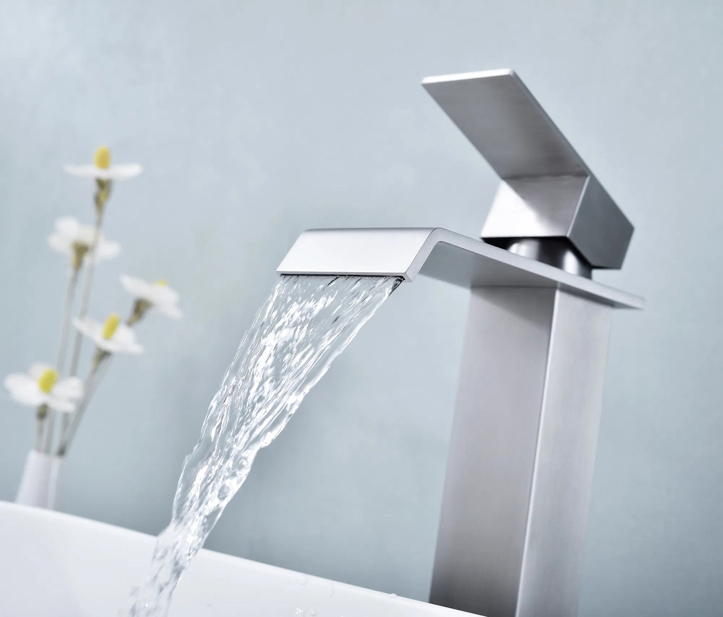 LunaLulinlk Waterfall Spout Bathroom Faucet,Single Handle Bathroom Vanity Sink Faucet